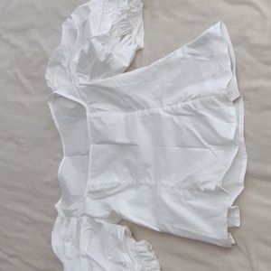 White puff sleeve top